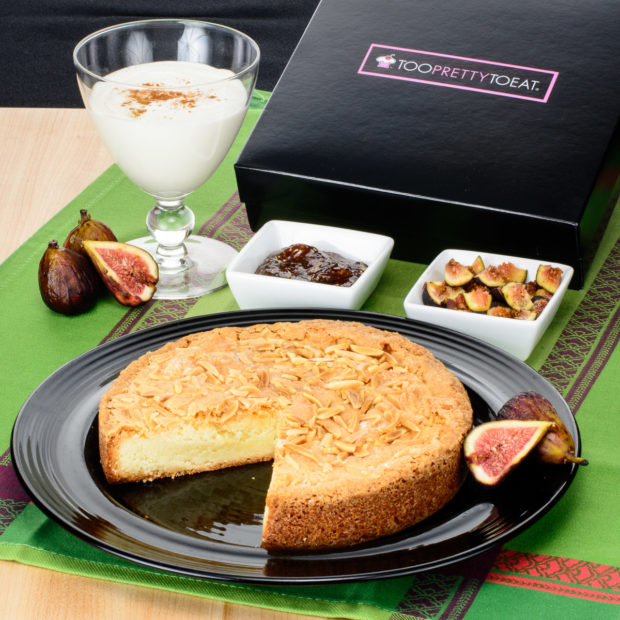 too-pretty-to-eat-almond-cake-6